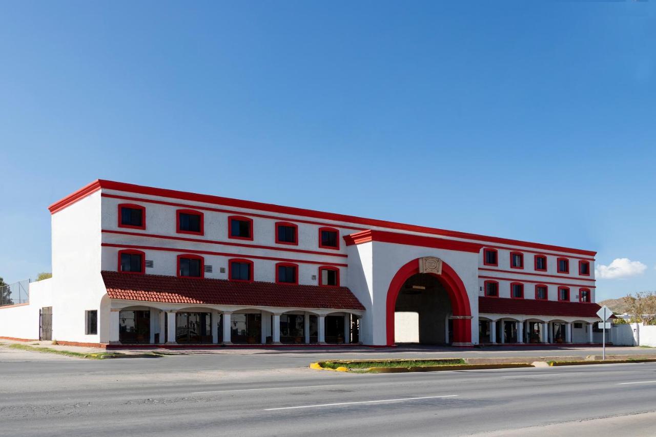 Oyo Hotel Real Del Sur, Estadio Chihuahua Extérieur photo